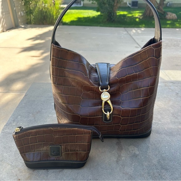 Dooney & Bourke Sac Bag Cognac Croc Embossed Leather Logo Lock Purse Pouch & Key - Picture 9 of 16